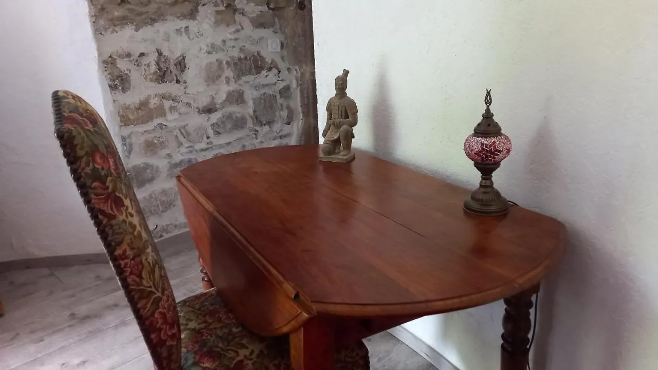 Appartement 80m2 au Château à Cons-Sainte-Colombe